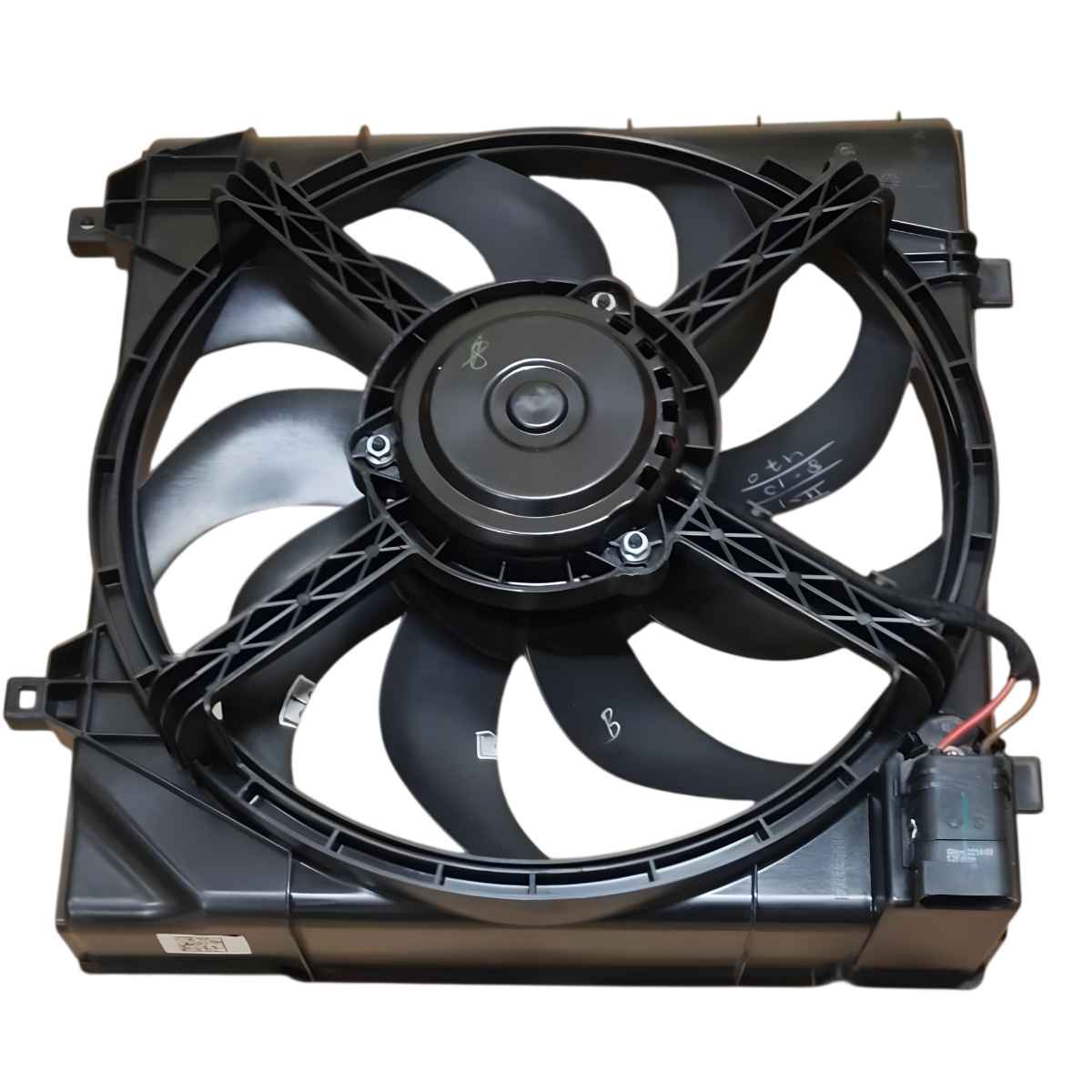 BEHR RADIATOR FAN ASSEMBLY FOR MAHINDRA KUV 100 PETROL